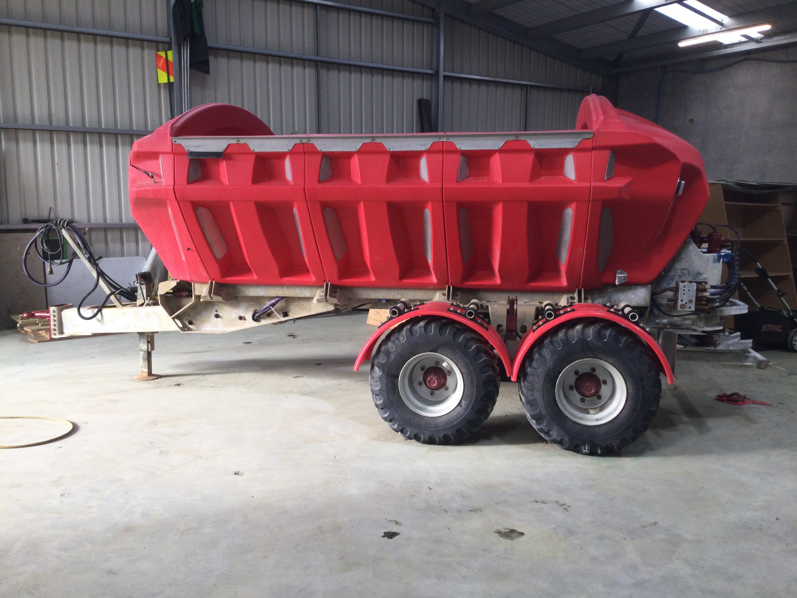 Giltrap Widetrac Spreader Image