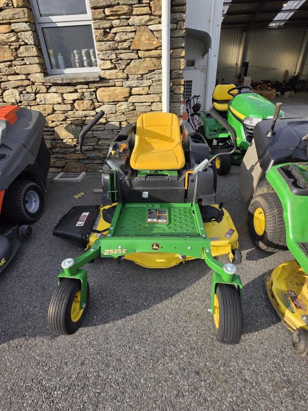 John Deere Z525