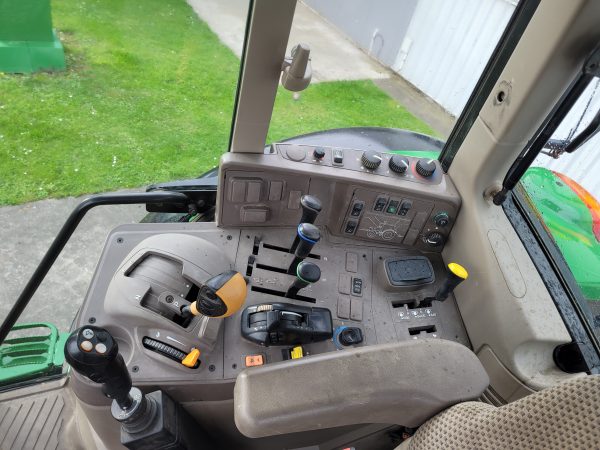 John Deere 6155M