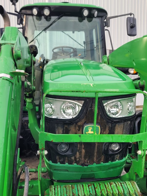 John Deere 6155M