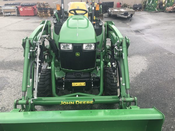 John Deere 2025R
