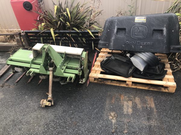 John Deere 2025R