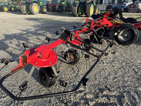 Massey Ferguson TD 1649 Tedder