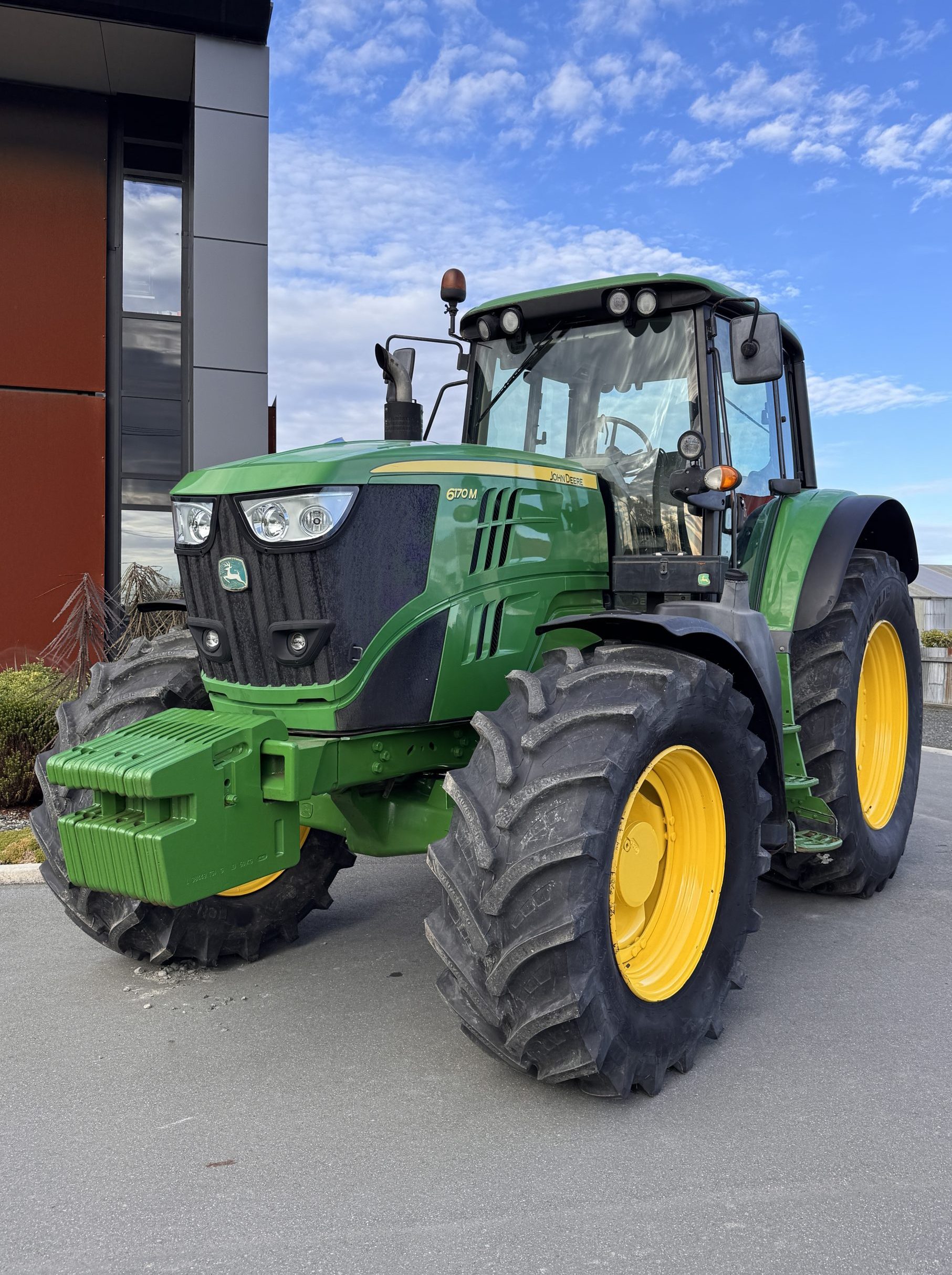 John Deere 6170M Image