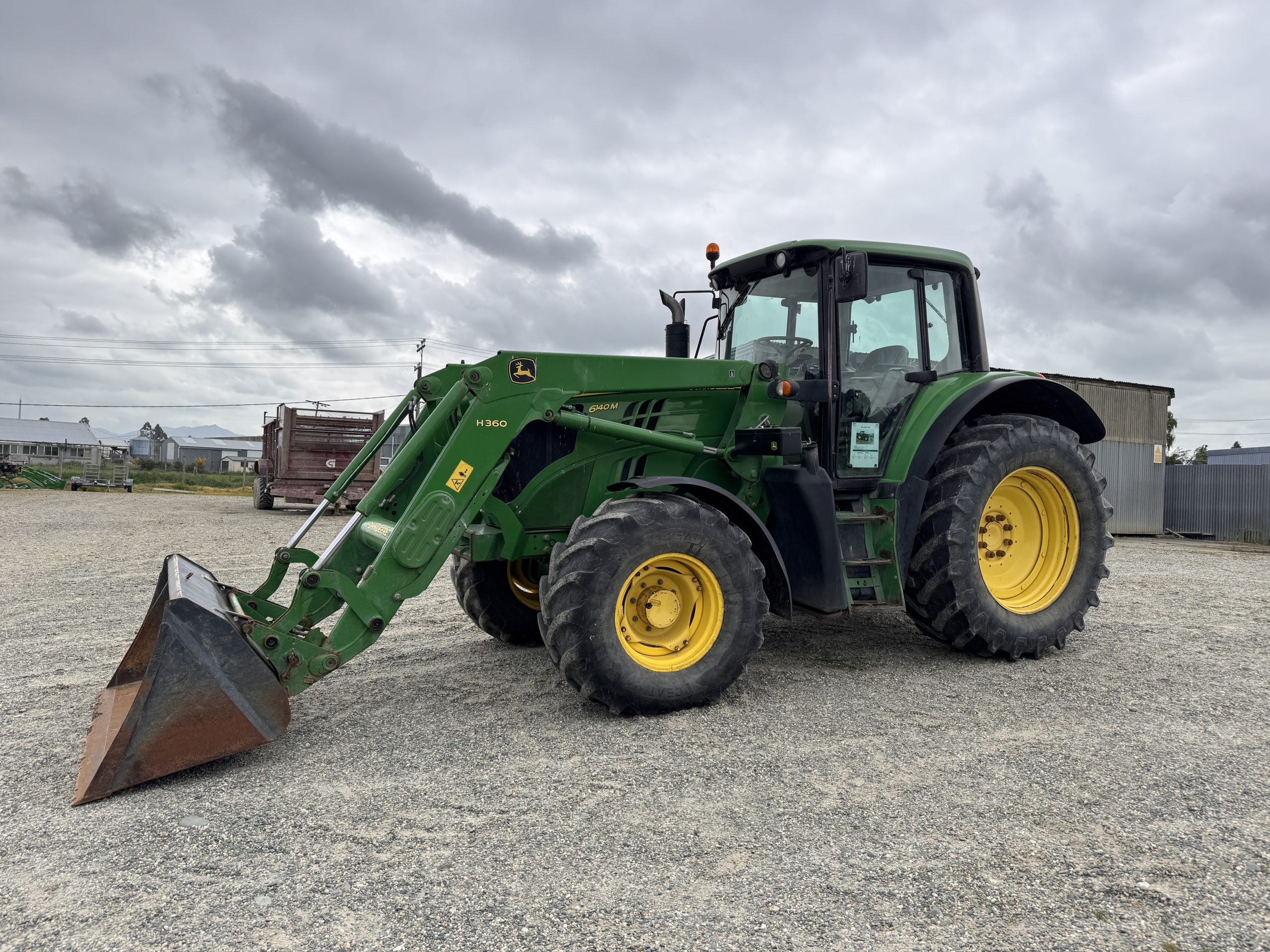 John Deere 6140M Image