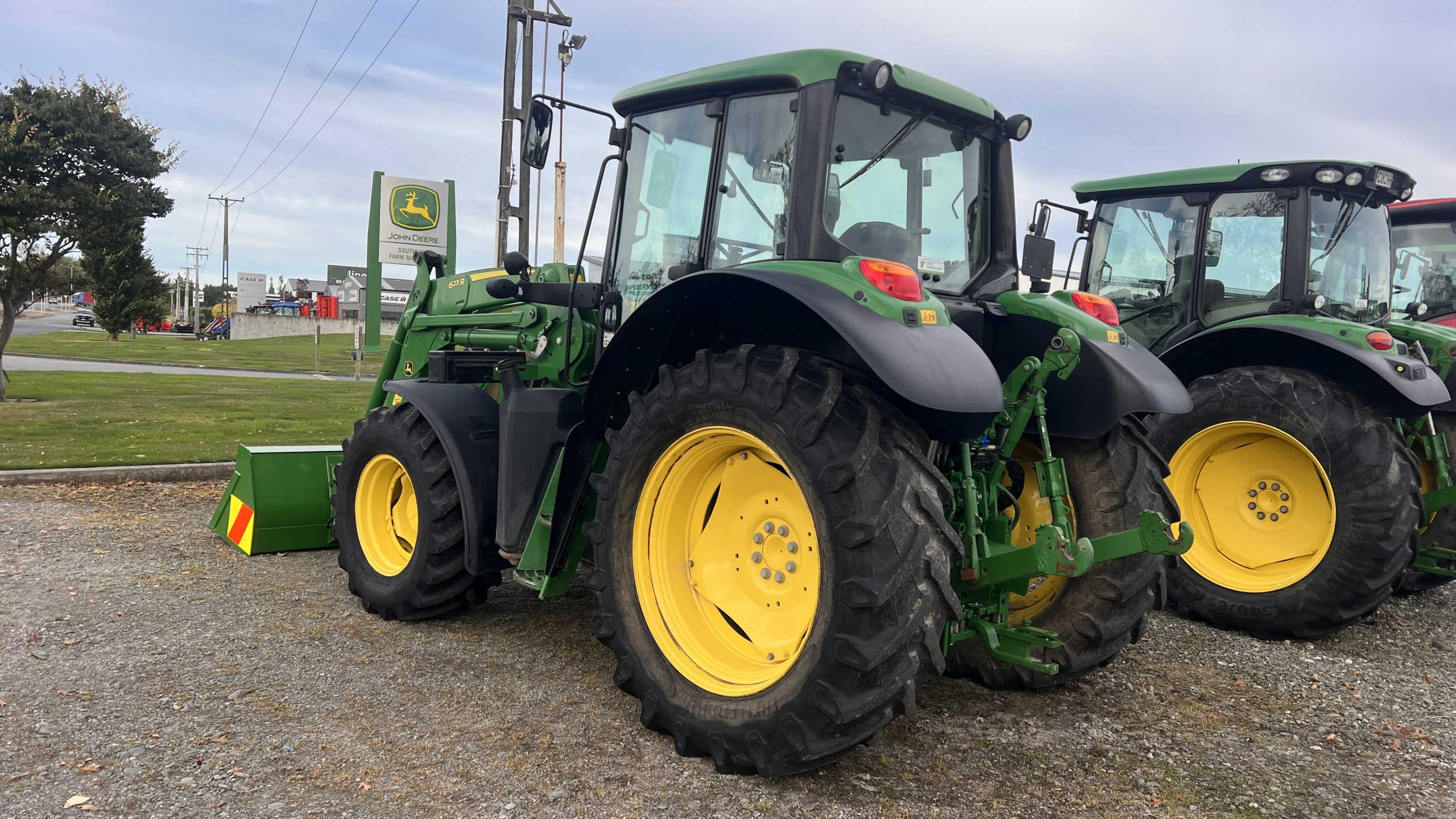 John Deere 6125M & 623R MSL Self Leveling Loader