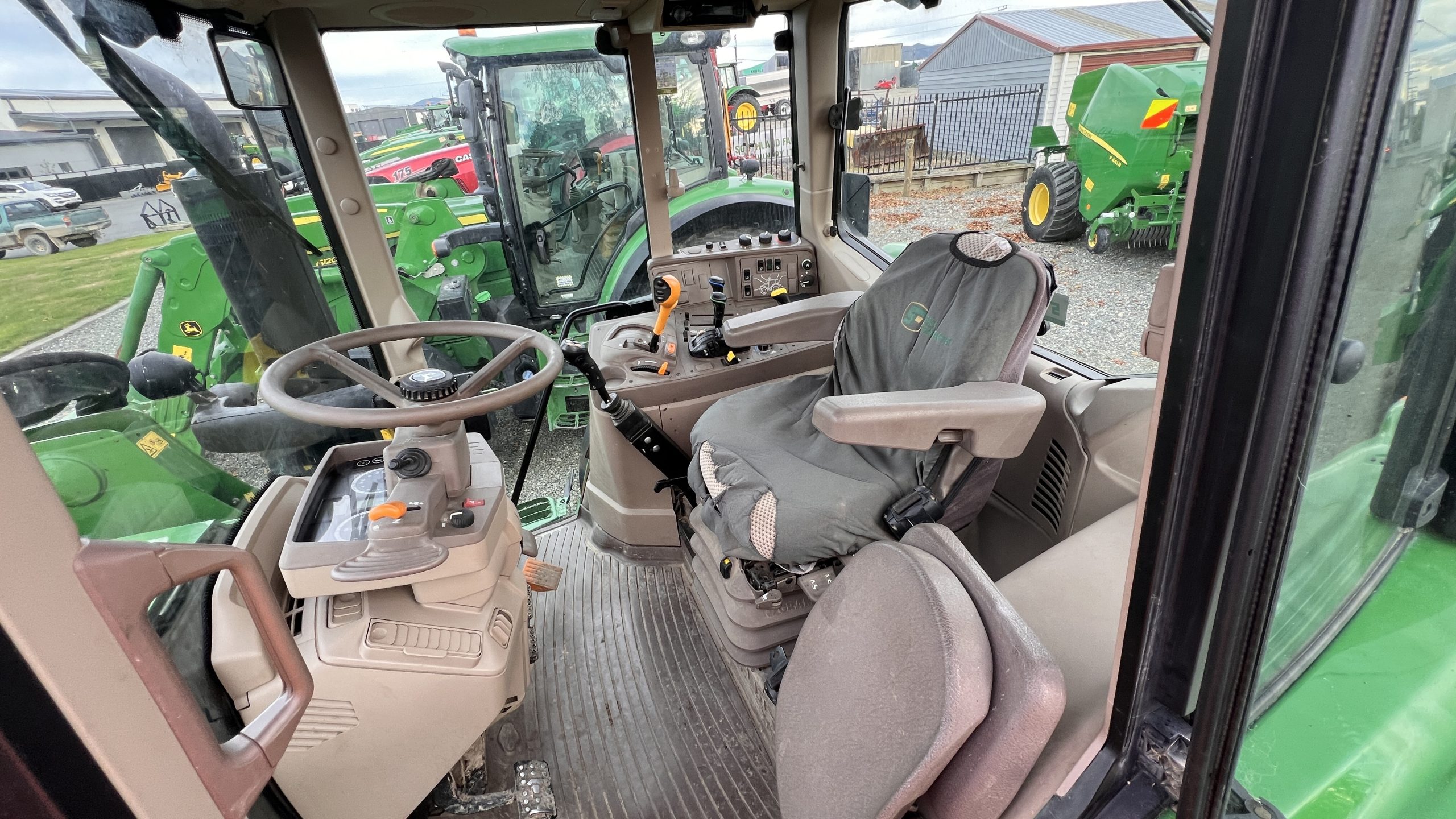 John Deere 6125M & 623R MSL Self Leveling Loader