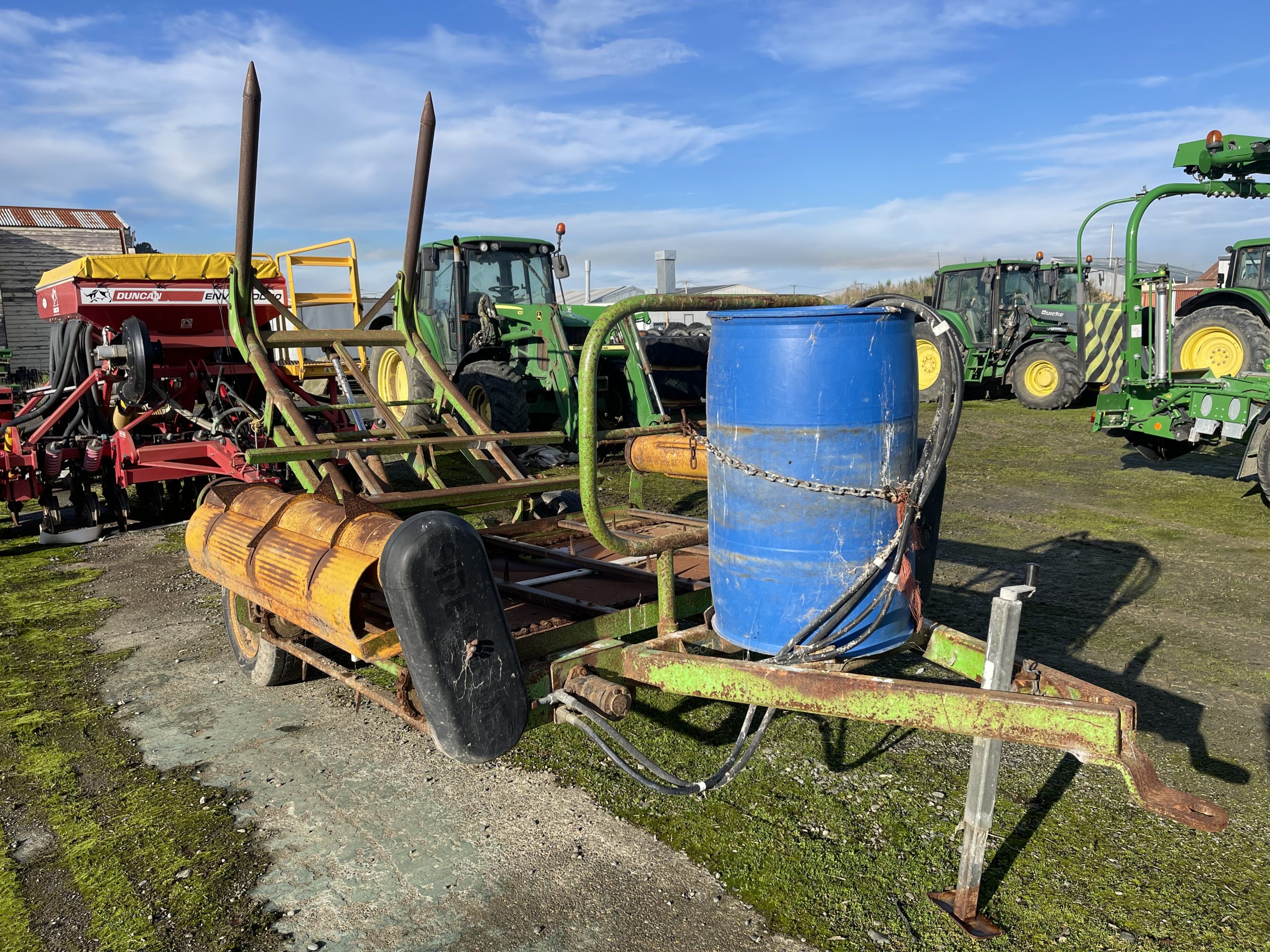 Reed Trailing Bale Feeder Image