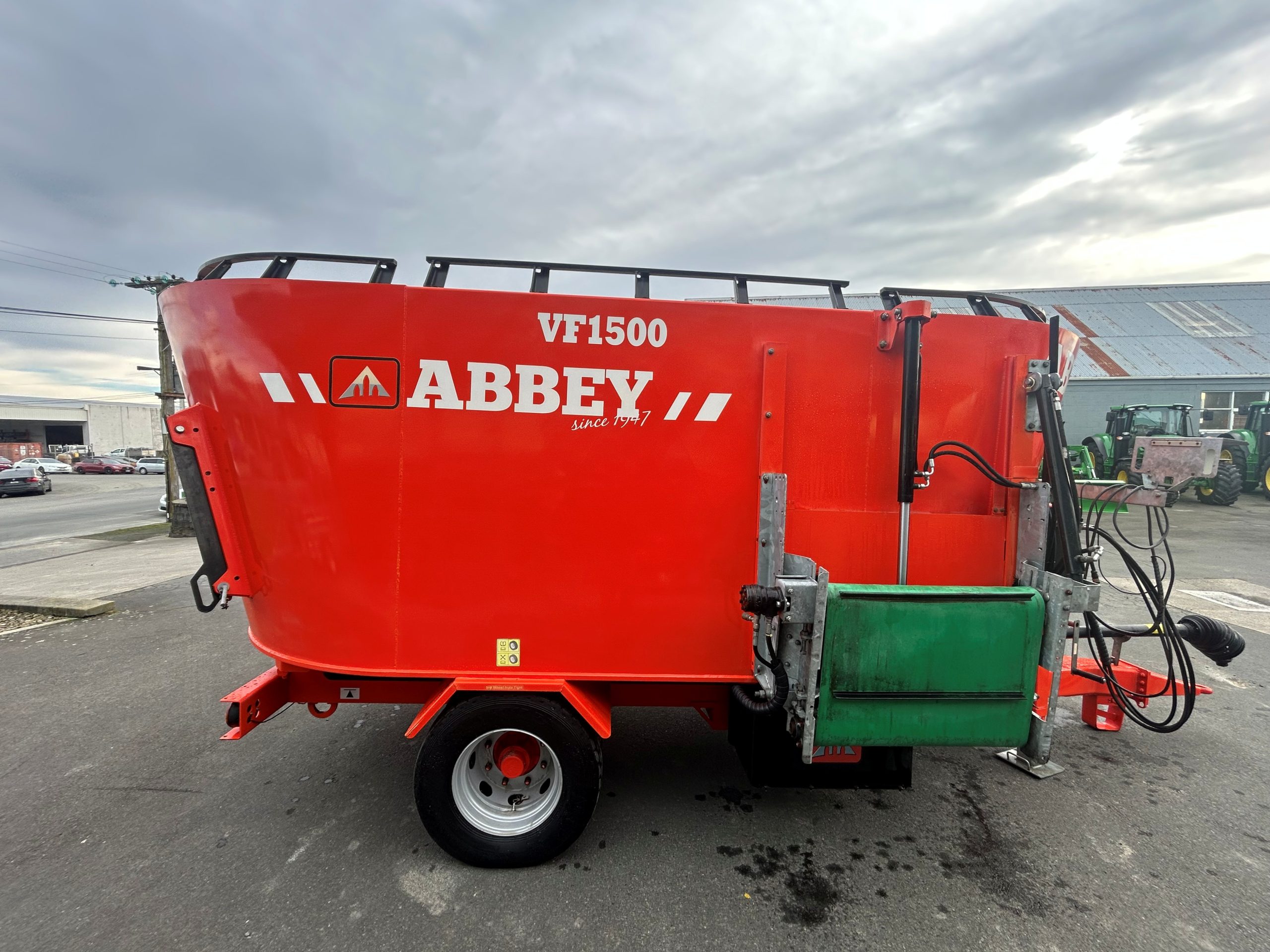Abbey Mixer Wagon Image