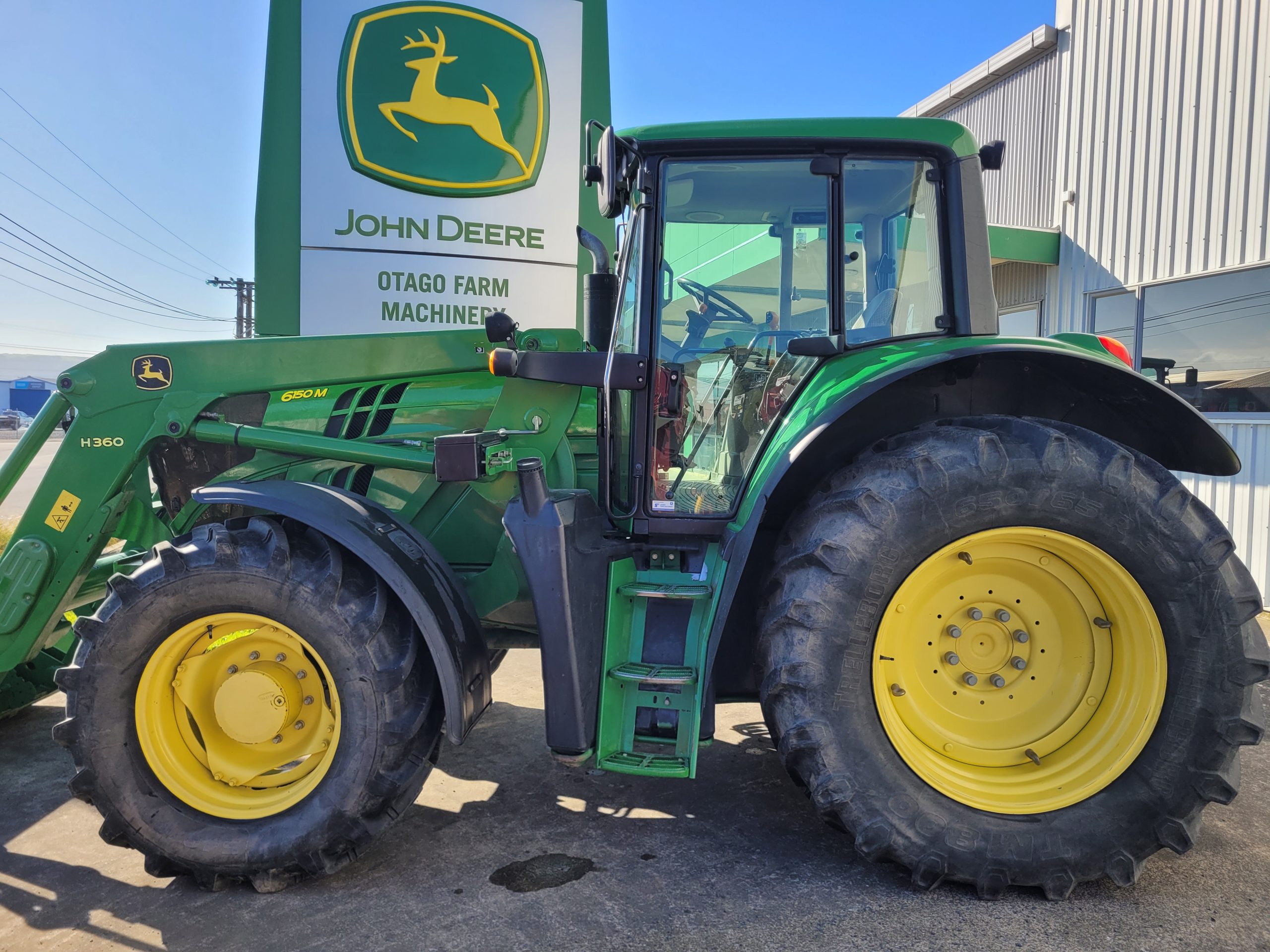 2014 John Deere 6150M Image
